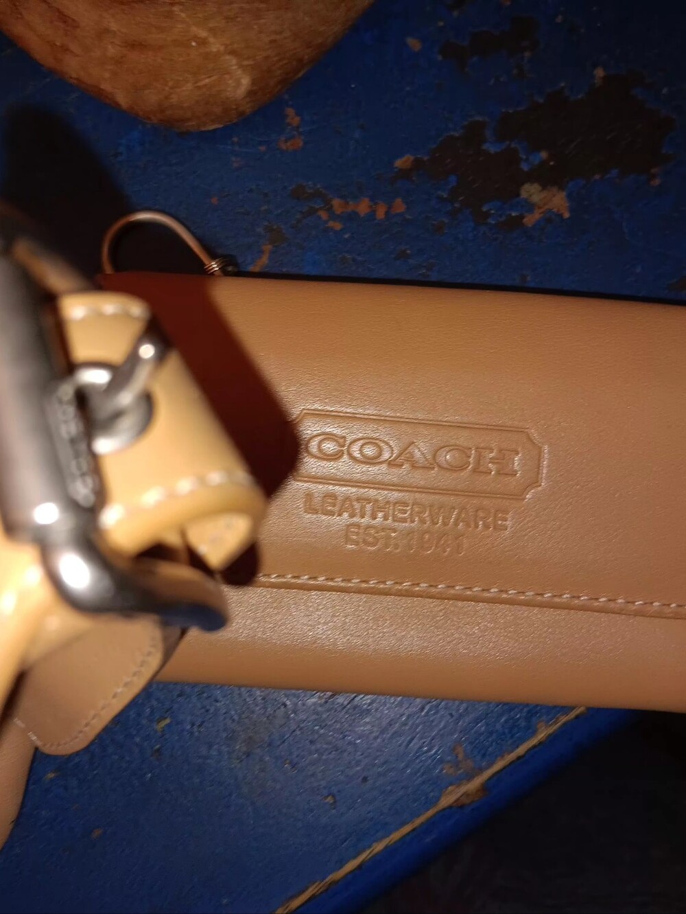 Coach Vintage Leather Shoulder Bag in Taupe Pink - Picture 5 of 7